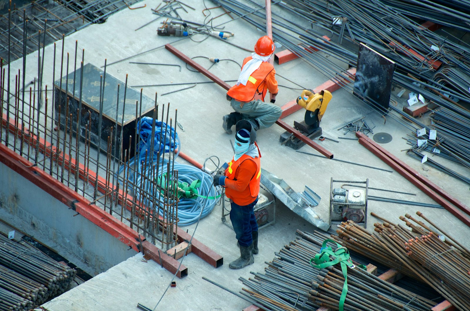 Industrial workforce on a project site